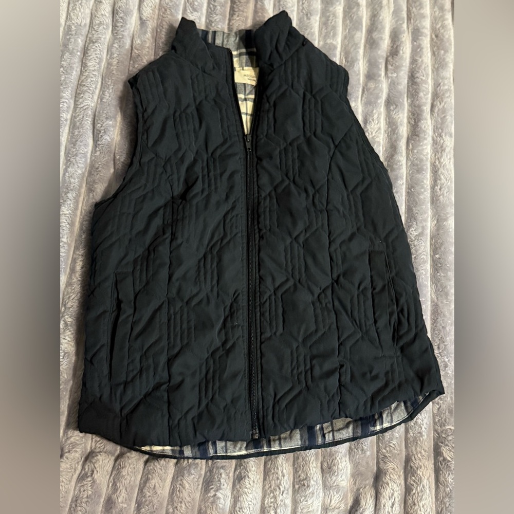 BKE Navy Blue Quilted Vest